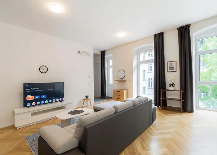 Celeste Apartment *