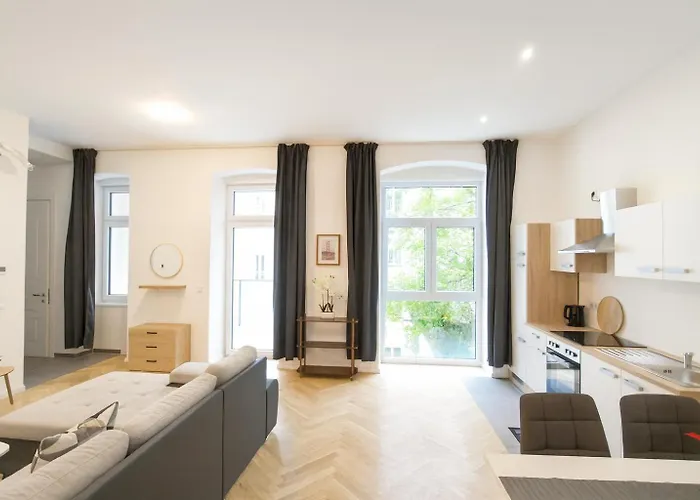 Celeste Apartment *